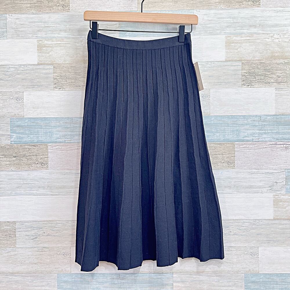 A NEW DAY Knit Pleated Knee Length Skirt Black Elastic Waist Pull On Womens XS